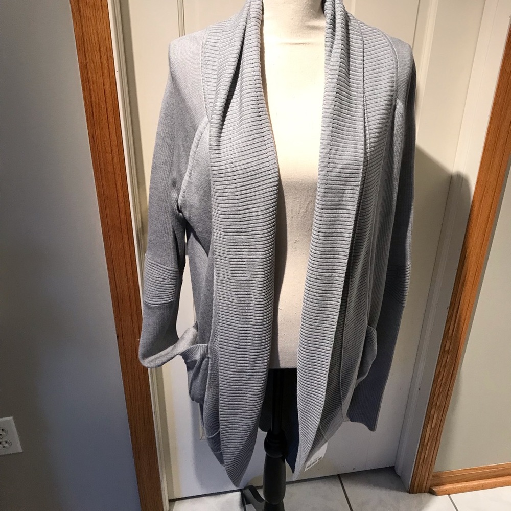 Lululemon transformation rather gray size 12